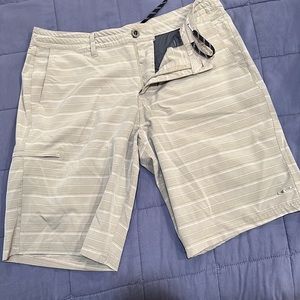 O’neil quick dri stretchy shorts